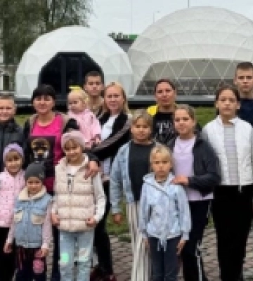 Чотирнадцятеро дітей із багатодітних родин Херсонщини пройдуть реабілітацію у Львівській області