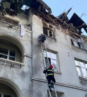 У Львові внаслідок обстрілу пошкоджений Центр спортивної медицини і реабілітації