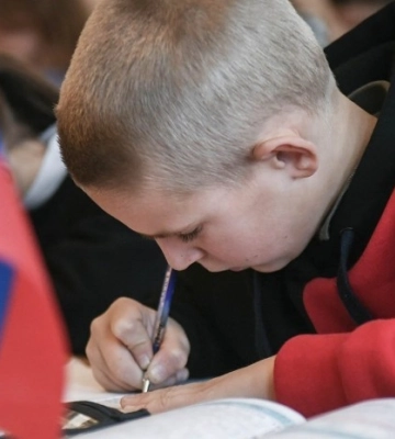 &quot;Покращення&quot; по-російськи. На Луганщині окупанти скасували всі пільги для школярів