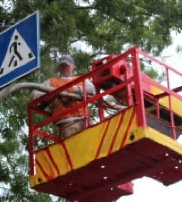 У Білгороді-Дністровському почали заміну світлофорів