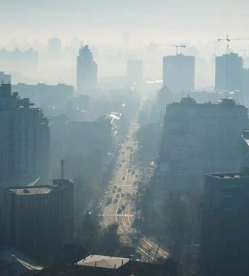 Смог у Києві: скільки ще триватиме, чи є небезпечним і яка ситуація з повітрям у столиці