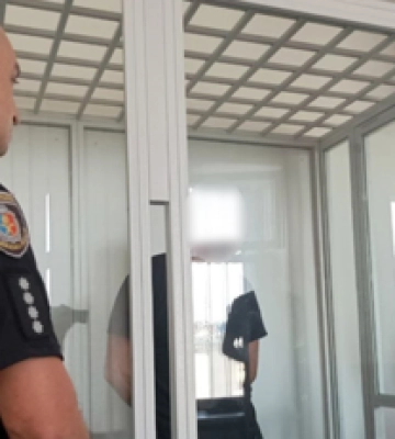 Выпустил 60 пуль по авто под Хмельницким: суд взял под стражу стрелка