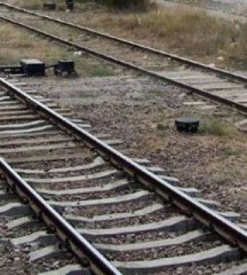 На Закарпатті під колесами потяга загинув 10-річний хлопчик