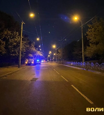 Військові, поліція та ДСНС: що зараз відбувається на вулицях Луцька. Відео