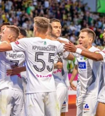 &quot;Олександрія&quot; втрачає лідерство, зламані носи та розсічена брова, розгром у Львові: результат 6 туру УПЛ