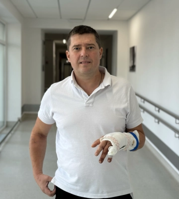 Львівські медики врятували військовому руку, яку сильно понівечив ворожий дрон - ФОТО