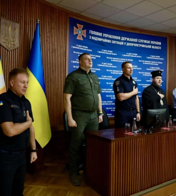 Герої без зброї: як у Дніпрі відзначили День рятувальника