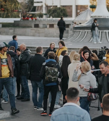 Демограф розповіла, скільки людей проживають на підконтрольних Україні територіях