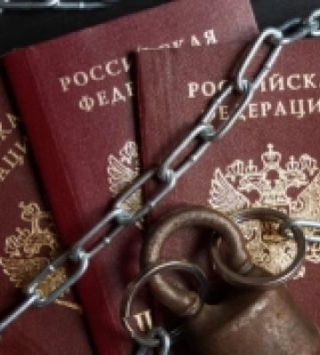 Що переживають люди без російського паспорта на окупованій Херсонщині