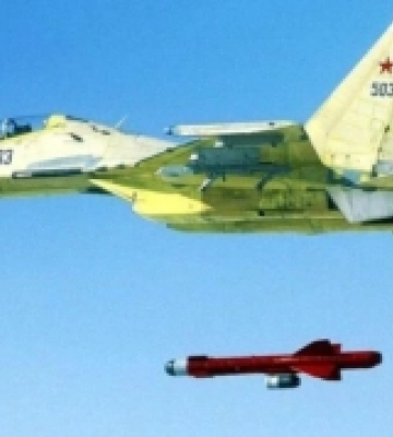Ворог атакував ракетою Миколаївщину: пошкоджено сільськогосподарську техніку