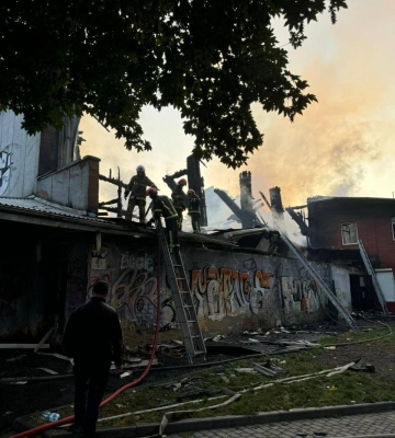 У Львові спалили кінотеатр «Дзвін»