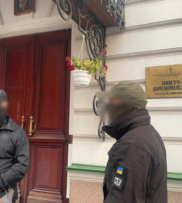 СБУ прийшла з обшуками до чоловічого монастиря УПЦ МП у Києві