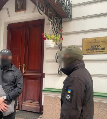 СБУ прийшла з обшуками до чоловічого монастиря УПЦ МП у Києві