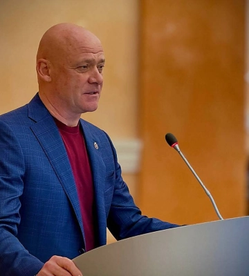 Стерненко заявив, що у Труханова є російський паспорт – міський голова Одеси відповів