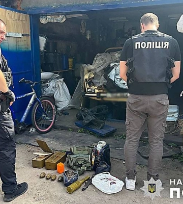 У Києві викрили групу торговців нелегальною зброєю — вилучено арсенал на ₴1,7 мільйона