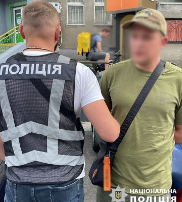 У Києві затримали зловмисника, який застрелив чоловіка на заправці і поїхав на його автомобілі