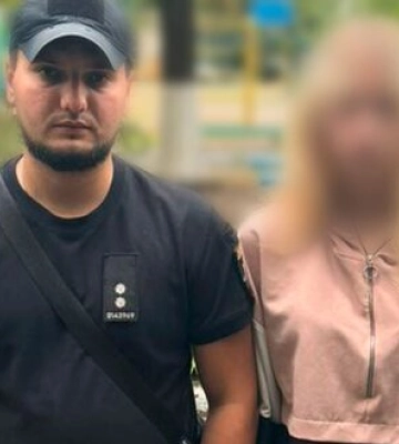 Затримано неповнолітніх дівчат із Полтавщини, які підпалили придбаний волонтерами військовий автомобіль, - Нацполіція. ФОТО
