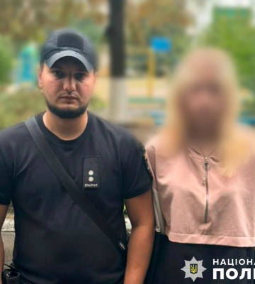 На Полтавщині затримали двох неповнолітніх дівчат, які підпалили військове авто