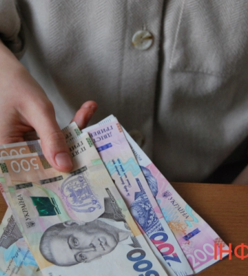Преміював себе на 280 тис грн: на Прикарпатті повідомлено про підозру керівнику комунального підприємства