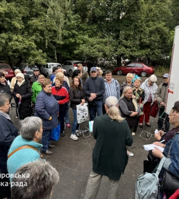 У Дніпрі вимушені переселенці щомісячно отримують безкоштовні набори продуктів харчування