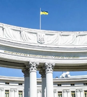 Нові звільнення/призначення послів. Що відбувається з українською дипломатією Нові звільнення/призначення послів. Що відбувається з українською дипломатією