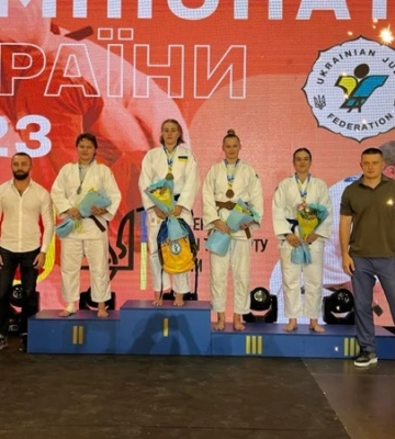 Каратистка з Дніпра виборола 3 медалі на Чемпіонаті світу