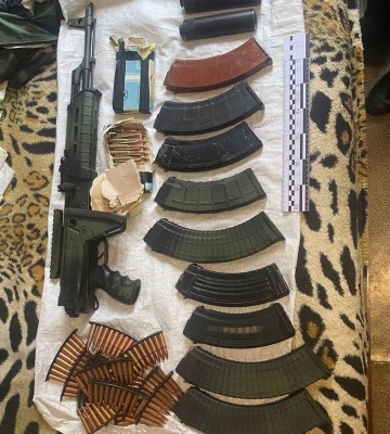 Уманчанин удома зберігав рушниці, автомат, магазини та набої