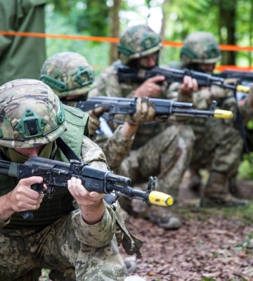 За добу росіяни втратили на війні в Україні 1130 військових 14 танків та 13 бронемашин