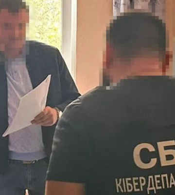 Допомагали рф відновлювати НПЗ після атак українських дронів: викрито керівництво українського проєктного інституту