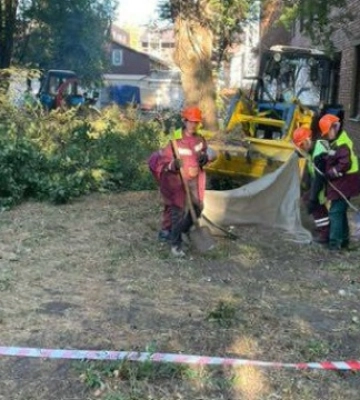 У Харкові внаслідок російських ударів пошкоджені 40 будівель