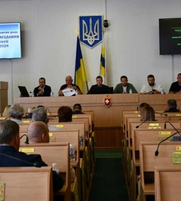 На сесії Рівненської облради депутати сперечалися через реформу старшої школи (ВІДЕО)
