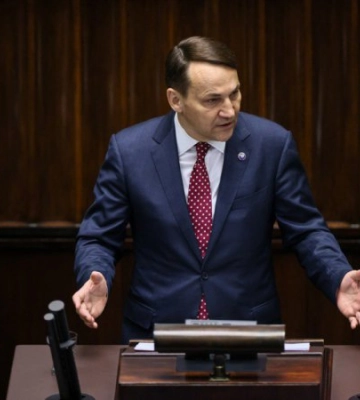 &quot;Це була гіпотетична дискусія&quot;: Сікорський про свою заяву щодо Криму
