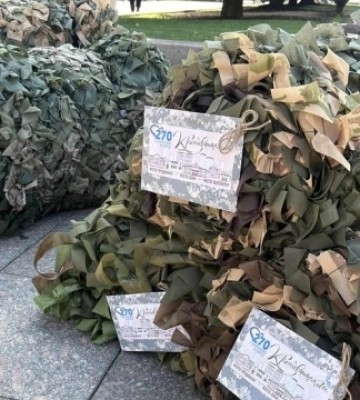 Освітяни Кропивницького сплели понад 1600 квадратних метрів маскувальних сіток