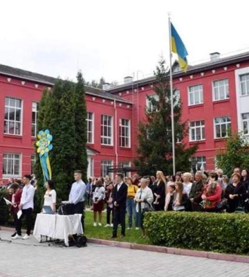 Відомо рейтинг найкращих шкіл Рівненщини за результатами НМТ