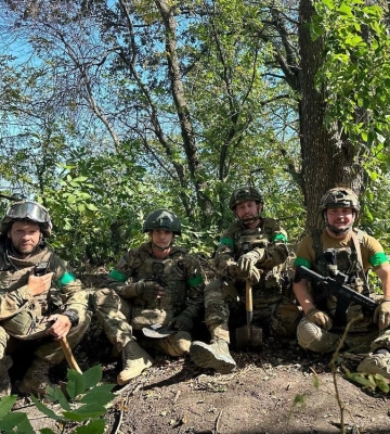На Харківському напрямку: Сергій Жадан поділився рідкісними кадрами у військовій формі