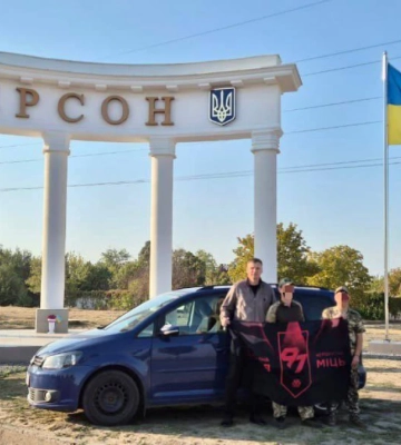 Законна влада Генічеської громади передала військовим автомобіль