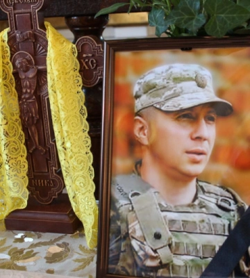 На Волині попрощалися з загиблим Героєм Вячеславом Лукашем