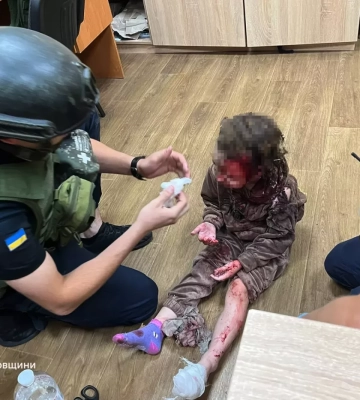 Росіяни атакували дроном авто цивільних, загинули жінка й 12-річна дитина