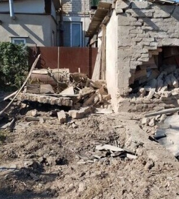 Війська РФ масовано обстрілювали Томину Балку на Херсонщині: пошкоджено будинки. ФОТОрепортаж