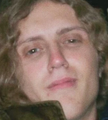 На війні загинув син українських поетів