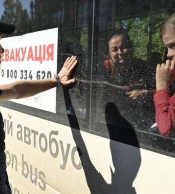 Вокзал закрився, мости зруйновані, газу нема: репортаж The Guardian із Покровська