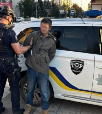 В Ужгороде мужчина взорвал гранату у жилого дома