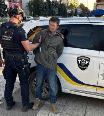 В Ужгороді затримали чоловіка, який підірвав гранату біля житлового будинку