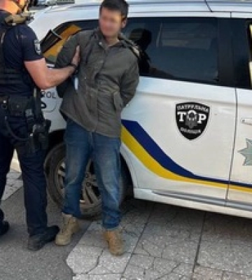 В Ужгороде мужчина бросил гранату из окна собственной квартиры
