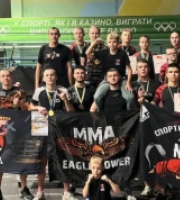 Золото, срібло та бронзу до Дня міста здобули свалявські важкоатлети на чемпіонаті Закарпаття