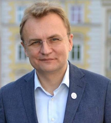 Від зарплат до премій: скільки заробляє мер Львова Садовий