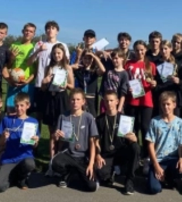 Юні старовижівські спортсмени здобули десять призових місць на змаганнях у Луцькому районі