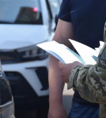 За $2500 оформляв водієм: на Волині судили чоловіка, який допомагав ухилянтам втікати за кордон