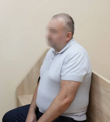 Посадовці одеської міграційної служби вимагали 20 тисяч доларів за сприяння в уникненні депортації