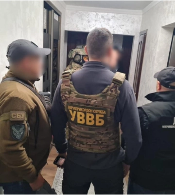 До Молдови за $10 тис.: Затримано організаторів схеми переправлення осіб за кордон. ВІДЕО+ФОТОрепортаж